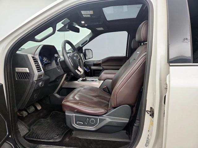 Photo of 2016 White Ford F-150