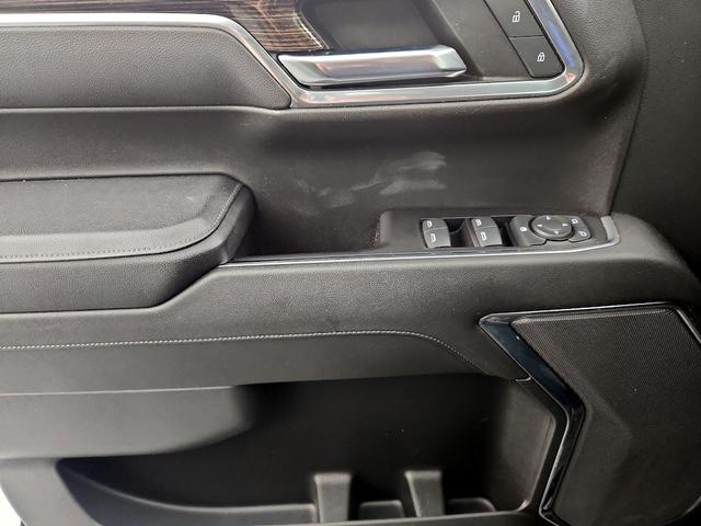 Photo of 2023 Black GMC Sierra 1500