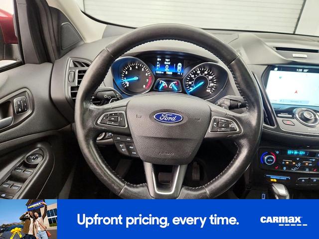 Photo of 2017 Red Ford Escape
