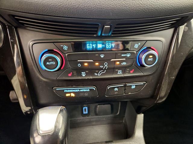 Photo of 2017 Red Ford Escape