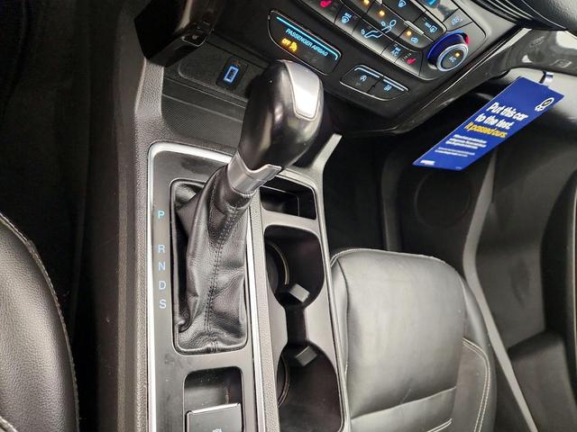 Photo of 2017 Red Ford Escape