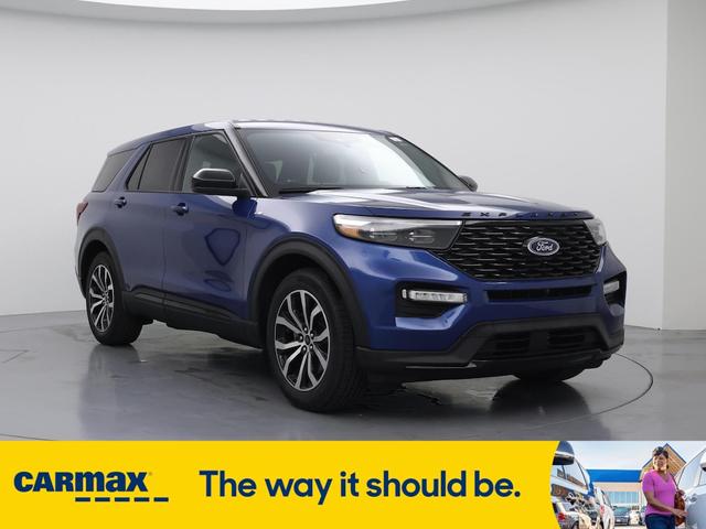 Photo of 2022 Blue Ford Explorer