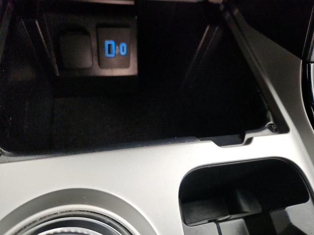 Photo of 2022 Blue Ford Explorer