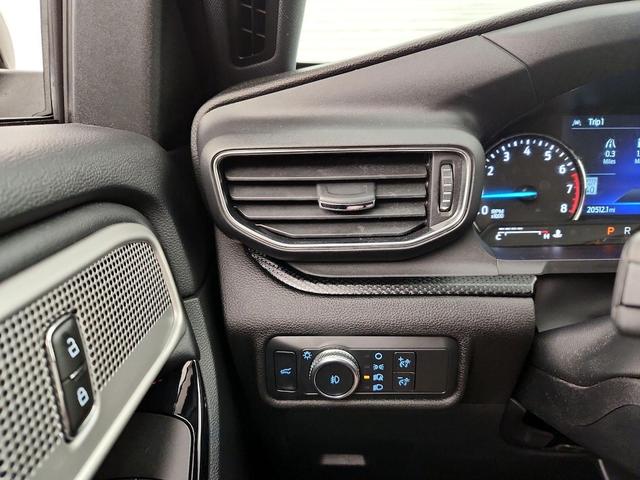 Photo of 2022 Blue Ford Explorer