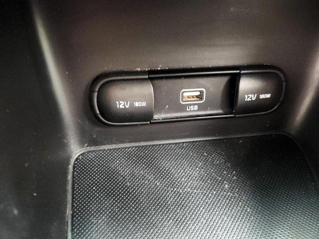 Photo of 2020 Silver Kia Sportage
