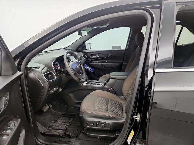 Photo of 2018 Black Chevrolet Equinox