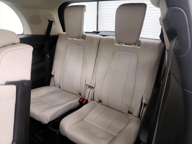 Photo of 2022 Black Mercedes-Benz GLB 250