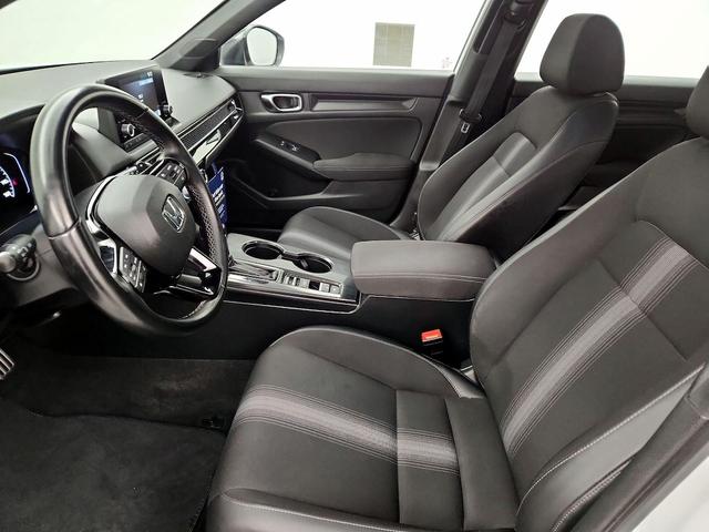 Photo of 2023 White Honda Civic