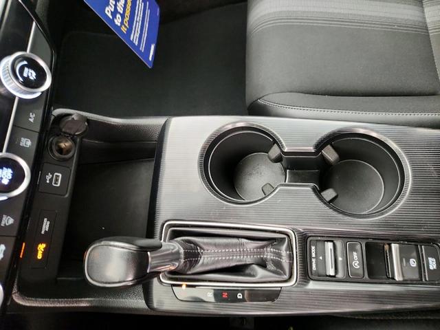Photo of 2023 White Honda Civic