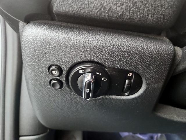 Photo of 2017 Gray MINI Convertible