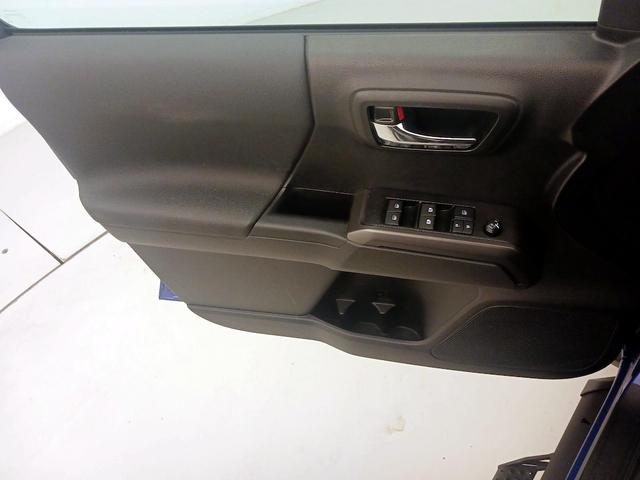 Photo of 2022 Blue Toyota Tacoma