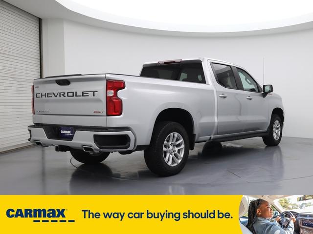 Photo of 2022 Silver Chevrolet Silverado 1500