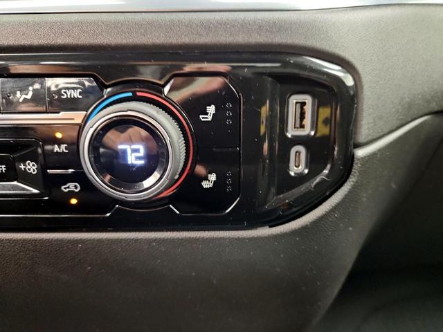Photo of 2022 Silver Chevrolet Silverado 1500
