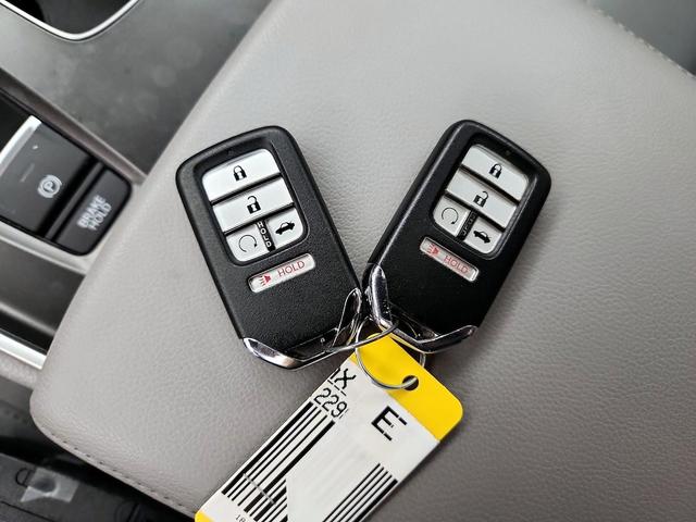 Photo of 2018 Silver Honda Accord