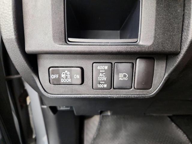 Photo of 2018 Gray Toyota Tacoma