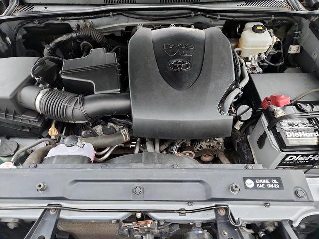 Photo of 2018 Gray Toyota Tacoma