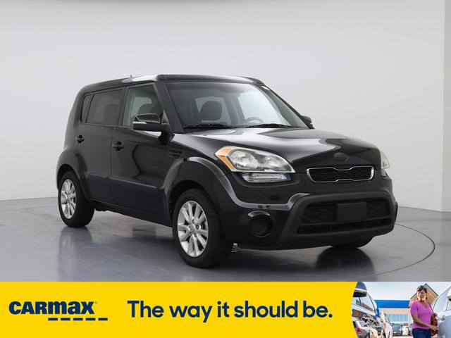 Photo of 2013 Black Kia Soul