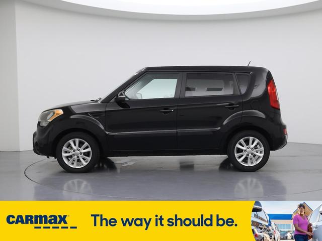 Photo of 2013 Black Kia Soul