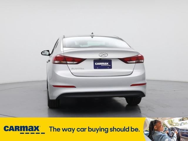 Photo of 2017 Silver Hyundai ELANTRA