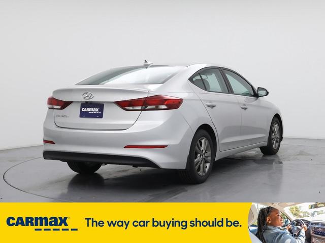 Photo of 2017 Silver Hyundai ELANTRA