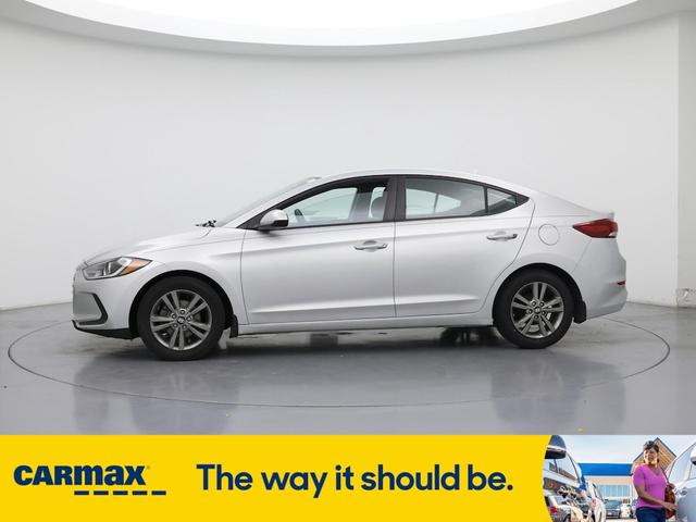 Photo of 2017 Silver Hyundai ELANTRA