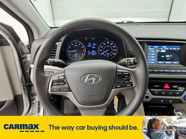 Photo of 2017 Silver Hyundai ELANTRA