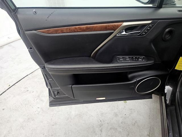 Photo of 2022 Black Lexus RX 350