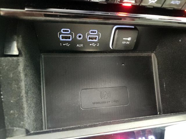 Photo of 2022 Black Jeep Grand Cherokee