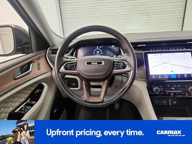 Photo of 2022 Black Jeep Grand Cherokee