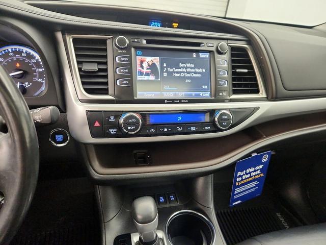 Photo of 2019 Black Toyota Highlander