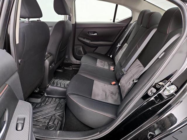 Photo of 2022 Black Nissan Sentra