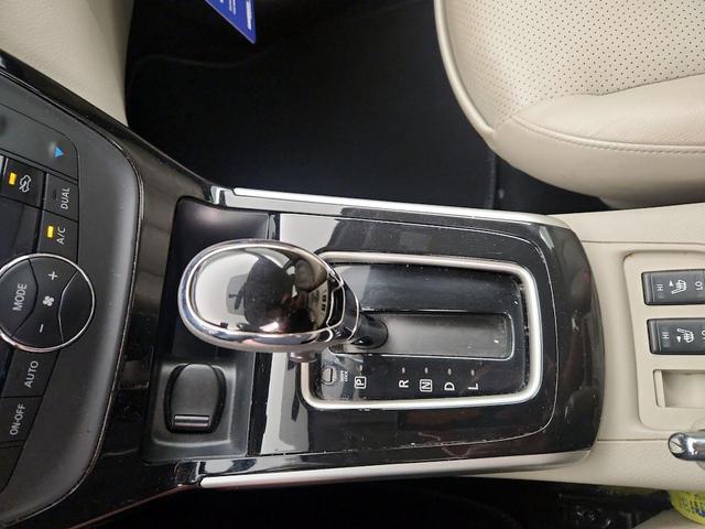 Photo of 2016 Blue Nissan Sentra