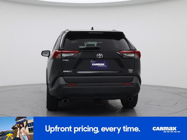 Photo of 2019 Black Toyota RAV4