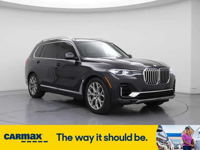 2022 BMW X7