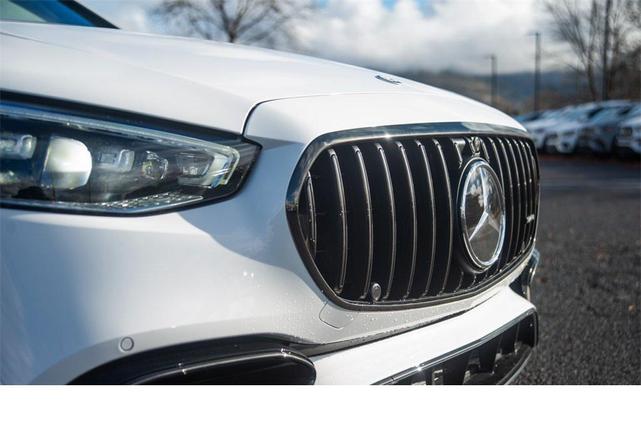 Photo of 2025 MANUFAKTUR Moonlight White Metallic Mercedes-Benz AMG S 63 E