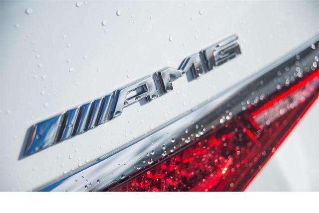 Photo of 2025 MANUFAKTUR Moonlight White Metallic Mercedes-Benz AMG S 63 E