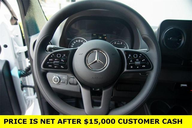 Photo of 2024 Arctic White Mercedes-Benz Sprinter 2500