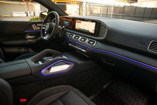 Photo of 2025 Polar White Mercedes-Benz AMG GLE 53