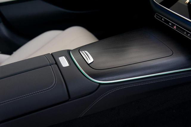Photo of 2025 Polar White Mercedes-Benz E-Class