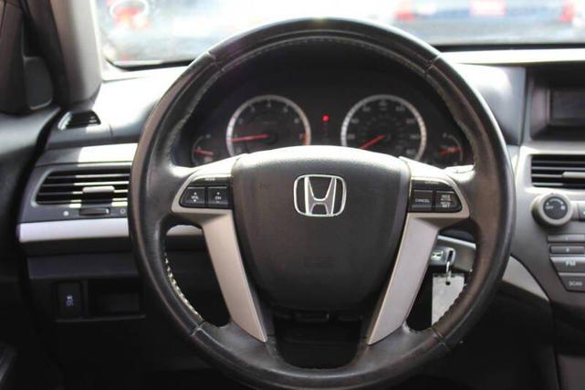 Photo of 2011 Alabaster Silver Metallic Honda Accord