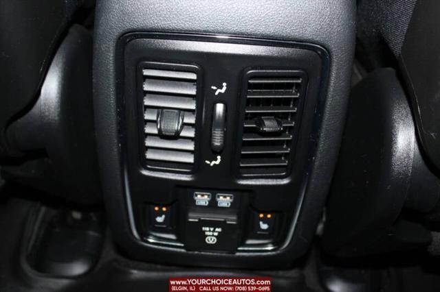 Photo of 2018 Granite Crystal Metallic Clearcoat Jeep Grand Cherokee
