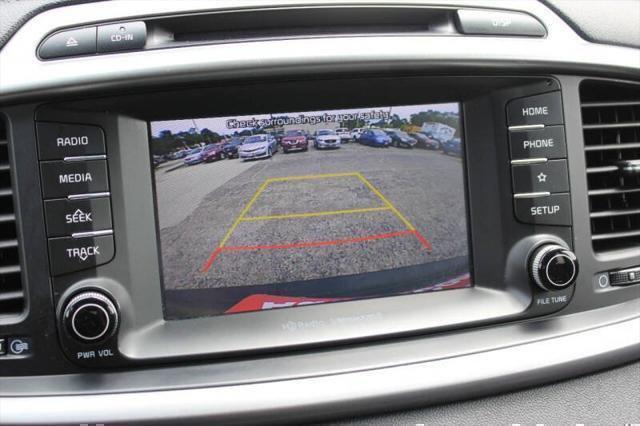 Photo of 2019 Ebony Black Kia Sorento