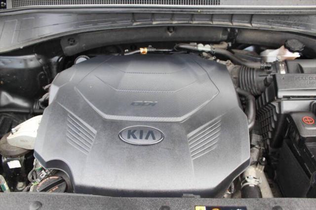 Photo of 2019 Ebony Black Kia Sorento