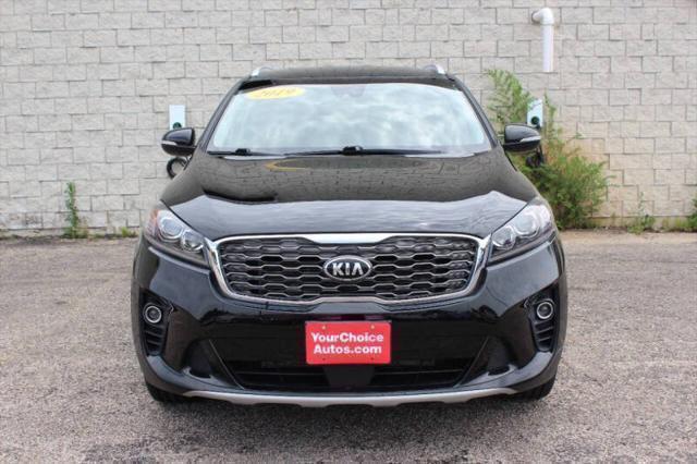Photo of 2019 Ebony Black Kia Sorento