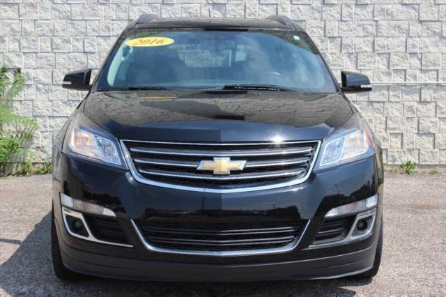 Photo of 2016 Mosaic Black Metallic Chevrolet Traverse