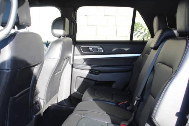 Photo of 2017 Blue Jeans Metallic Ford Explorer