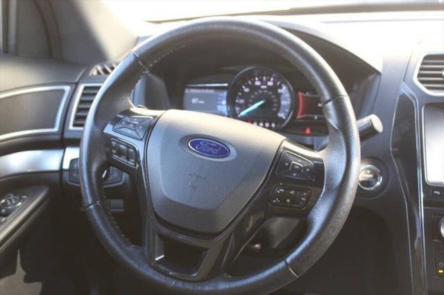 Photo of 2017 Blue Jeans Metallic Ford Explorer