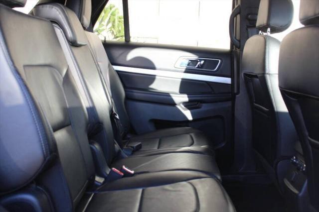 Photo of 2017 Blue Jeans Metallic Ford Explorer