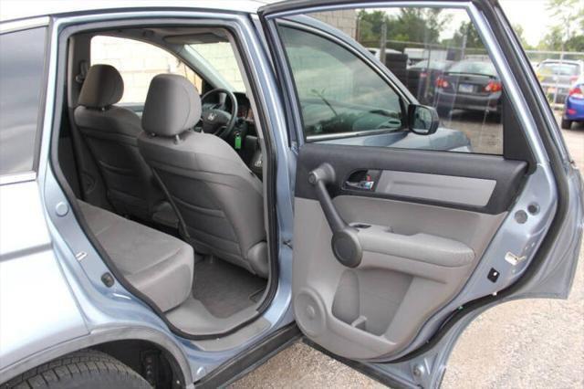 Photo of 2011 Glacier Blue Metallic Honda CR-V