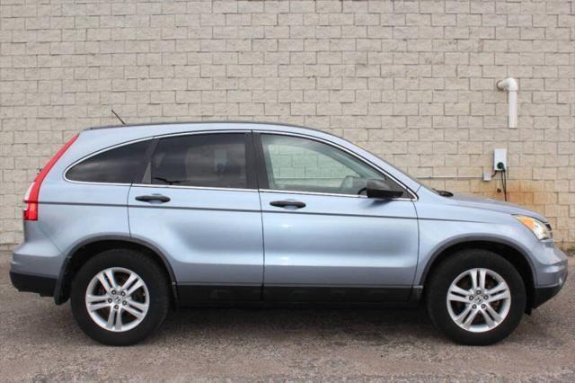 Photo of 2011 Glacier Blue Metallic Honda CR-V